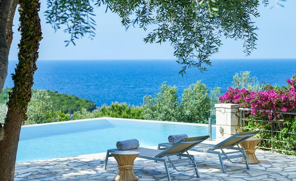 Villa Ioli- Beachfront Luxury Residence Igoumenitsa Exterior foto