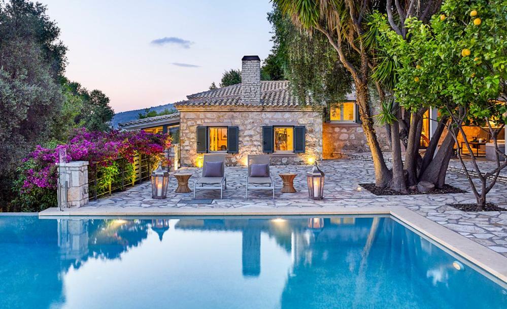 Villa Ioli- Beachfront Luxury Residence Igoumenitsa Exterior foto