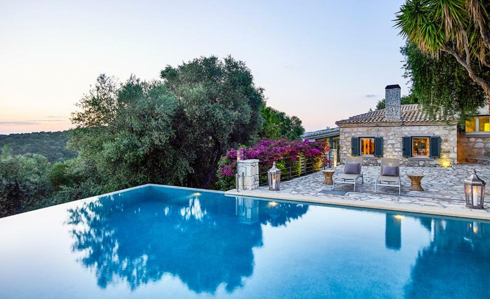 Villa Ioli- Beachfront Luxury Residence Igoumenitsa Exterior foto